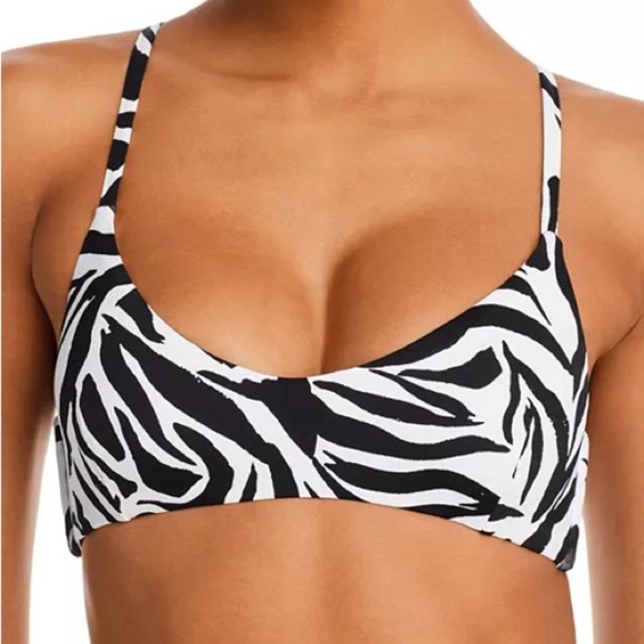 🌻NEW w/tags AQUA Swim Zebra Animal Print B&W Bralette Bikini Top Size Small - Picture 3 of 10